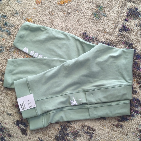 Nike Pants - Nike Mint Green Leggings/Running Tights